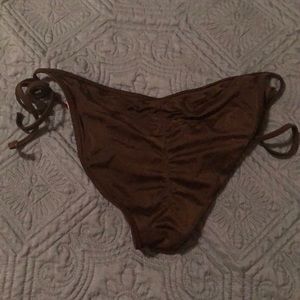 🖤Black Scrunch Bottoms🖤